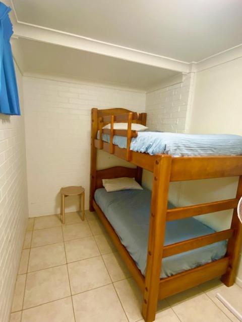 Orchid Beach Apartments Фрейзър Айлънд Екстериор снимка
